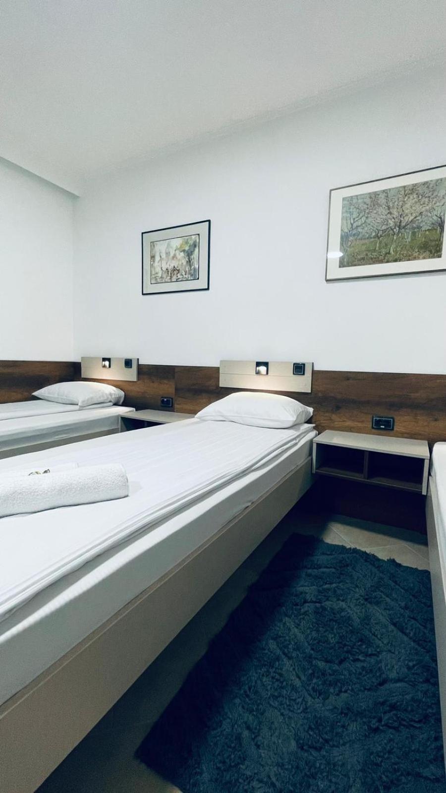 Kollar D Guest House - Prenociste Rooms Subotica Exterior foto